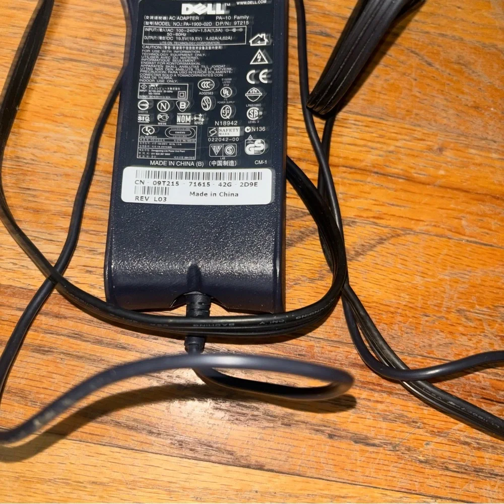 Genuine Dell 90W AC Adapter Laptop Charger PA-10 Family 9T215